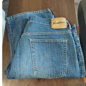 Levi Strauss Signature Women's Size 14 Short Bootcut Medium Wash Blue Jeans